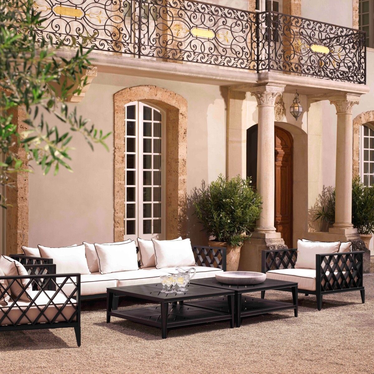 Outdoor Coffee Table Bell Rive square