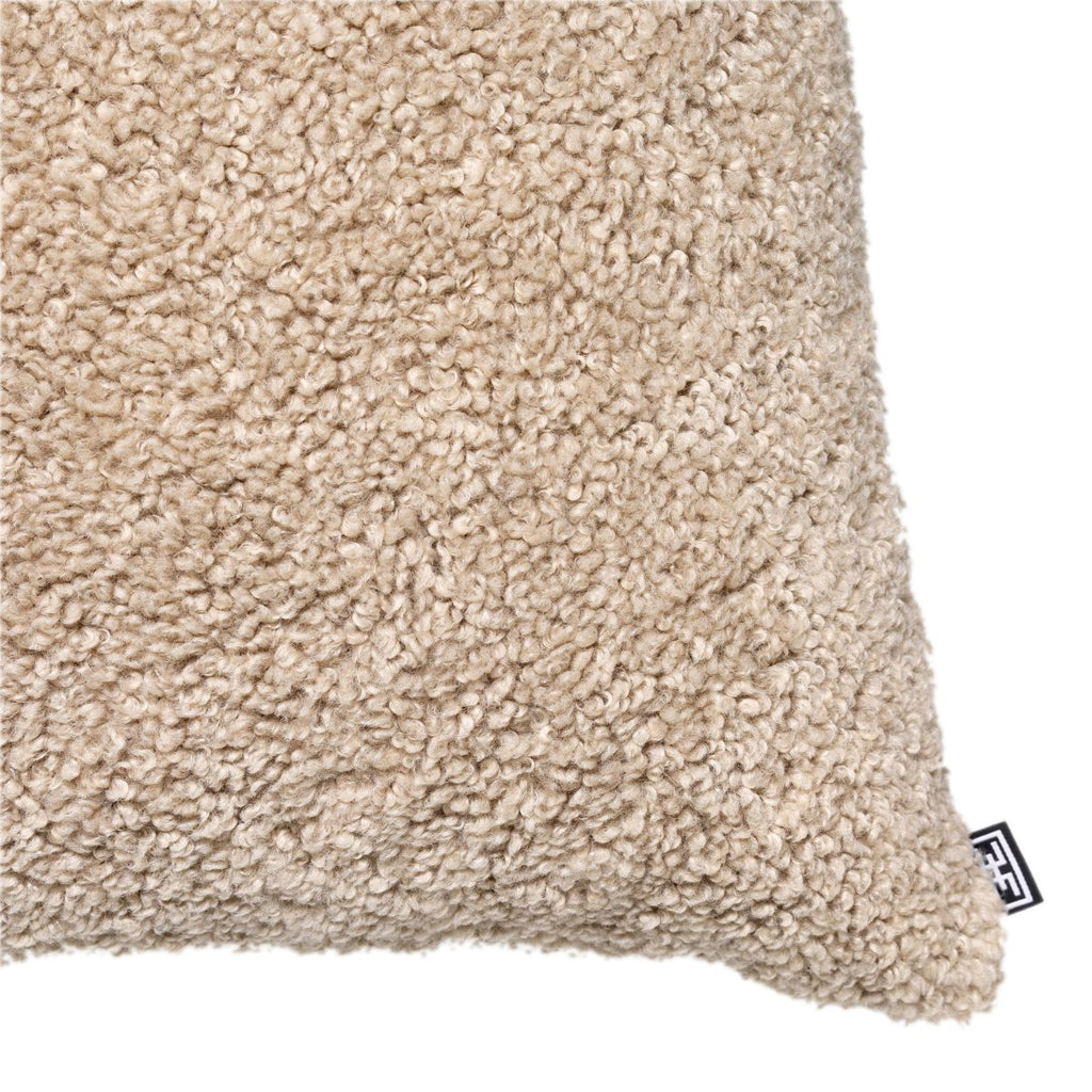 Cushion Canberra S