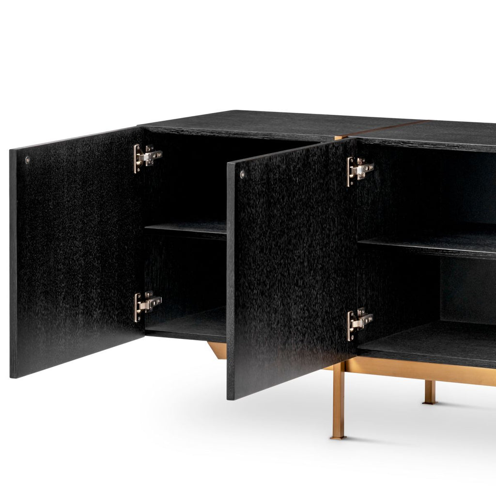 Dresser Bazilian